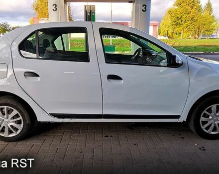 Белый Рено Логан, объемом двигателя 1 л и пробегом 200 тыс. км за 3700 $, фото 3 на Automoto.ua