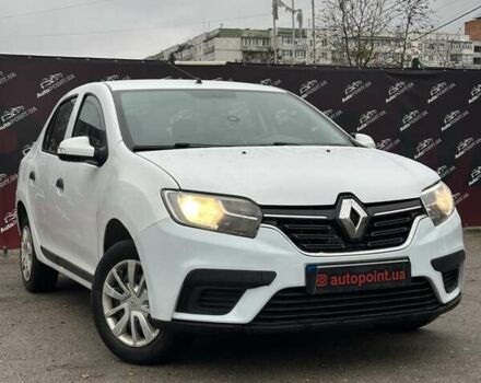 Белый Рено Логан, объемом двигателя 1 л и пробегом 194 тыс. км за 5500 $, фото 2 на Automoto.ua