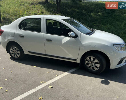 Білий Рено Логан, об'ємом двигуна 1 л та пробігом 254 тис. км за 4500 $, фото 2 на Automoto.ua