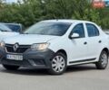 Белый Рено Логан, объемом двигателя 1 л и пробегом 154 тыс. км за 2900 $, фото 1 на Automoto.ua