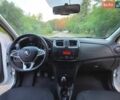Білий Рено Логан, об'ємом двигуна 1.5 л та пробігом 198 тис. км за 7400 $, фото 5 на Automoto.ua