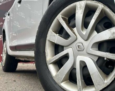 Белый Рено Логан, объемом двигателя 1 л и пробегом 194 тыс. км за 5500 $, фото 5 на Automoto.ua