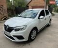 Белый Рено Логан, объемом двигателя 1.5 л и пробегом 155 тыс. км за 6950 $, фото 2 на Automoto.ua