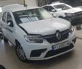 Белый Рено Логан, объемом двигателя 1 л и пробегом 88 тыс. км за 3500 $, фото 6 на Automoto.ua