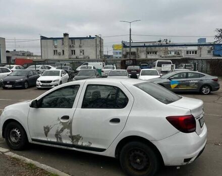 Білий Рено Логан, об'ємом двигуна 1 л та пробігом 394 тис. км за 3400 $, фото 2 на Automoto.ua