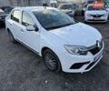 Рено Логан 2019 у Хмельницькому на Automoto.ua Білий Рено Логан, об'ємом двигуна 0.9 л та пробігом 86 тис. км за 5999 $, фото 12 на Automoto.ua