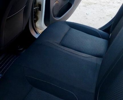 Белый Рено Логан, объемом двигателя 1.5 л и пробегом 140 тыс. км за 6700 $, фото 9 на Automoto.ua