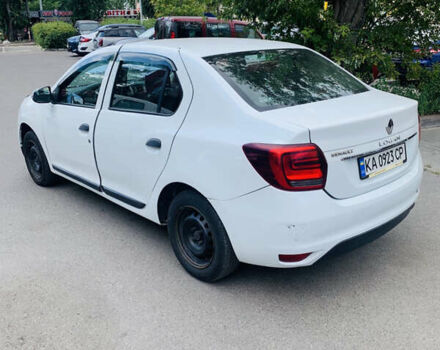 Белый Рено Логан, объемом двигателя 1 л и пробегом 150 тыс. км за 4100 $, фото 2 на Automoto.ua
