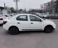 Белый Рено Логан, объемом двигателя 0.9 л и пробегом 353 тыс. км за 2800 $, фото 1 на Automoto.ua