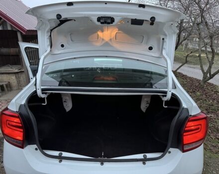 Білий Рено Логан, об'ємом двигуна 1 л та пробігом 130 тис. км за 4899 $, фото 13 на Automoto.ua