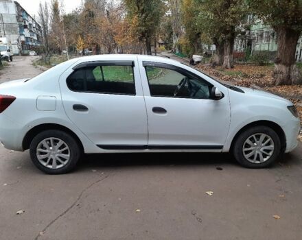 Белый Рено Логан, объемом двигателя 1 л и пробегом 140 тыс. км за 6200 $, фото 1 на Automoto.ua
