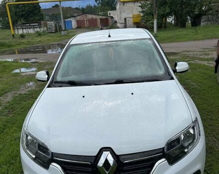 Белый Рено Логан, объемом двигателя 1.46 л и пробегом 102 тыс. км за 8000 $, фото 1 на Automoto.ua