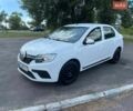 Білий Рено Логан, об'ємом двигуна 1 л та пробігом 190 тис. км за 4200 $, фото 1 на Automoto.ua
