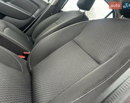 Білий Рено Логан, об'ємом двигуна 1.46 л та пробігом 97 тис. км за 7450 $, фото 23 на Automoto.ua