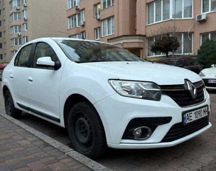 Белый Рено Логан, объемом двигателя 0.9 л и пробегом 88 тыс. км за 10500 $, фото 8 на Automoto.ua