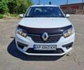 Белый Рено Логан, объемом двигателя 1.5 л и пробегом 140 тыс. км за 8200 $, фото 1 на Automoto.ua