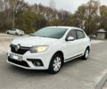 Белый Рено Логан, объемом двигателя 1.5 л и пробегом 148 тыс. км за 8700 $, фото 8 на Automoto.ua