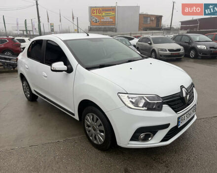Белый Рено Логан, объемом двигателя 0.9 л и пробегом 41 тыс. км за 9300 $, фото 12 на Automoto.ua