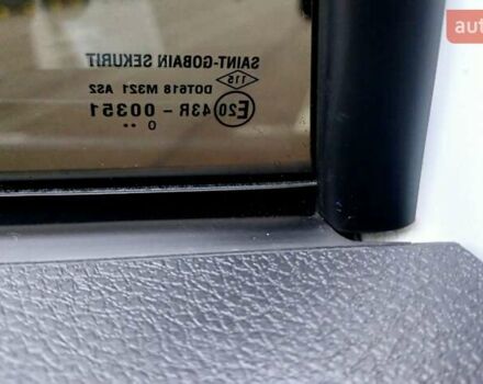 Белый Рено Логан, объемом двигателя 1.5 л и пробегом 150 тыс. км за 9150 $, фото 80 на Automoto.ua