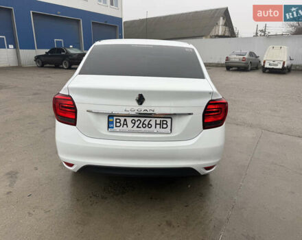 Белый Рено Логан, объемом двигателя 0.9 л и пробегом 41 тыс. км за 9300 $, фото 6 на Automoto.ua
