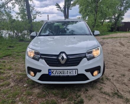 Белый Рено Логан, объемом двигателя 1.5 л и пробегом 172 тыс. км за 8200 $, фото 2 на Automoto.ua
