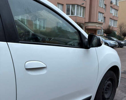 Белый Рено Логан, объемом двигателя 0.9 л и пробегом 88 тыс. км за 10500 $, фото 7 на Automoto.ua