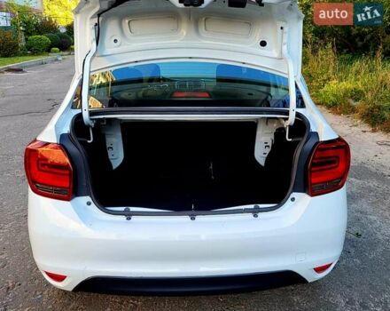 Белый Рено Логан, объемом двигателя 1.46 л и пробегом 77 тыс. км за 8500 $, фото 15 на Automoto.ua