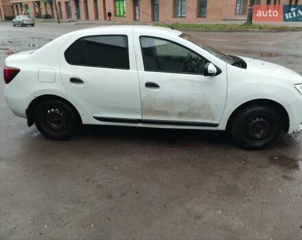 Белый Рено Логан, объемом двигателя 1.5 л и пробегом 360 тыс. км за 7000 $, фото 4 на Automoto.ua