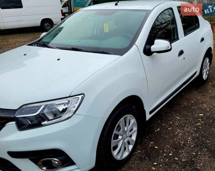 Білий Рено Логан, об'ємом двигуна 1.46 л та пробігом 80 тис. км за 8700 $, фото 29 на Automoto.ua