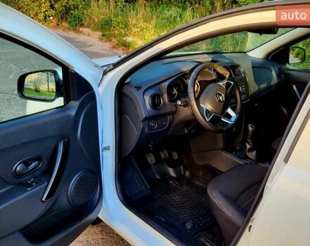 Белый Рено Логан, объемом двигателя 1.46 л и пробегом 77 тыс. км за 8500 $, фото 19 на Automoto.ua