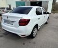 Белый Рено Логан, объемом двигателя 1.5 л и пробегом 172 тыс. км за 6400 $, фото 2 на Automoto.ua