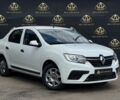 Белый Рено Логан, объемом двигателя 1 л и пробегом 117 тыс. км за 6999 $, фото 1 на Automoto.ua