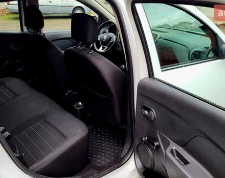 Білий Рено Логан, об'ємом двигуна 1.46 л та пробігом 80 тис. км за 8700 $, фото 19 на Automoto.ua