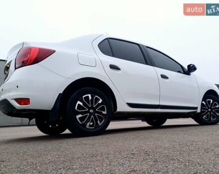 Белый Рено Логан, объемом двигателя 1.5 л и пробегом 150 тыс. км за 9150 $, фото 10 на Automoto.ua