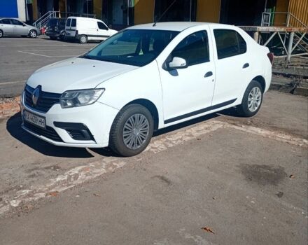 Белый Рено Логан, объемом двигателя 1 л и пробегом 282 тыс. км за 3750 $, фото 1 на Automoto.ua