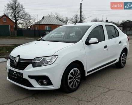 Білий Рено Логан, об'ємом двигуна 1.46 л та пробігом 97 тис. км за 7450 $, фото 3 на Automoto.ua