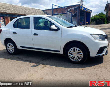 Білий Рено Логан, об'ємом двигуна 1.5 л та пробігом 176 тис. км за 7166 $, фото 5 на Automoto.ua