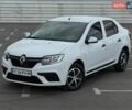 Белый Рено Логан, объемом двигателя 1 л и пробегом 231 тыс. км за 4300 $, фото 1 на Automoto.ua