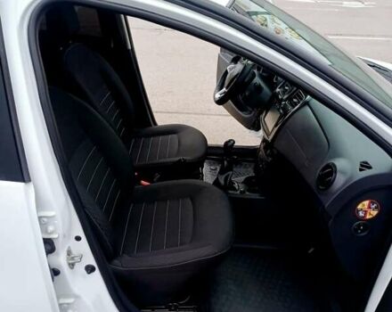 Белый Рено Логан, объемом двигателя 1.5 л и пробегом 150 тыс. км за 9150 $, фото 64 на Automoto.ua