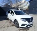 Белый Рено Логан, объемом двигателя 1.5 л и пробегом 170 тыс. км за 6750 $, фото 2 на Automoto.ua