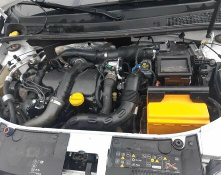 Белый Рено Логан, объемом двигателя 1.5 л и пробегом 144 тыс. км за 6999 $, фото 2 на Automoto.ua