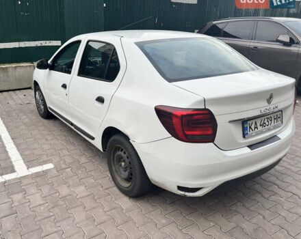 Белый Рено Логан, объемом двигателя 1 л и пробегом 288 тыс. км за 3750 $, фото 5 на Automoto.ua