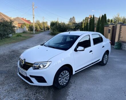 Белый Рено Логан, объемом двигателя 1.5 л и пробегом 152 тыс. км за 6900 $, фото 2 на Automoto.ua