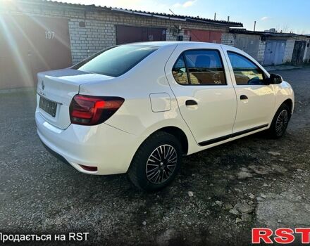 Белый Рено Логан, объемом двигателя 1.5 л и пробегом 103 тыс. км за 7200 $, фото 2 на Automoto.ua