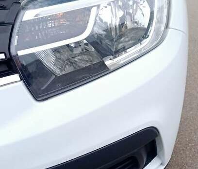 Белый Рено Логан, объемом двигателя 1.5 л и пробегом 150 тыс. км за 9150 $, фото 39 на Automoto.ua