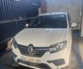 Белый Рено Логан, объемом двигателя 1 л и пробегом 331 тыс. км за 3200 $, фото 1 на Automoto.ua