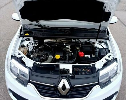 Белый Рено Логан, объемом двигателя 1.5 л и пробегом 150 тыс. км за 9150 $, фото 46 на Automoto.ua