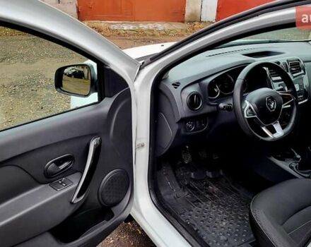 Білий Рено Логан, об'ємом двигуна 1.46 л та пробігом 80 тис. км за 8700 $, фото 17 на Automoto.ua