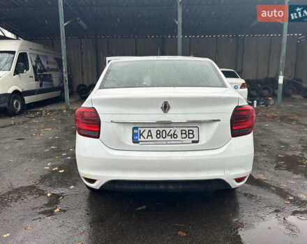 Белый Рено Логан, объемом двигателя 0.9 л и пробегом 220 тыс. км за 3500 $, фото 7 на Automoto.ua