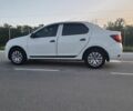 Белый Рено Логан, объемом двигателя 1 л и пробегом 130 тыс. км за 6500 $, фото 5 на Automoto.ua